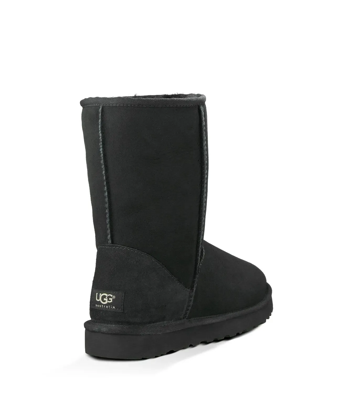Men’s UGG Classic Short II – Timeless Comfort & Signature Warmth